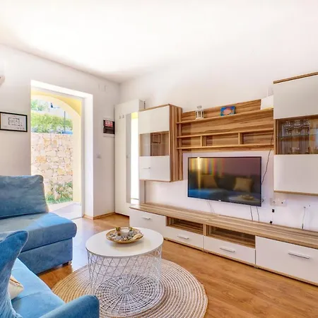 Apartment Sven